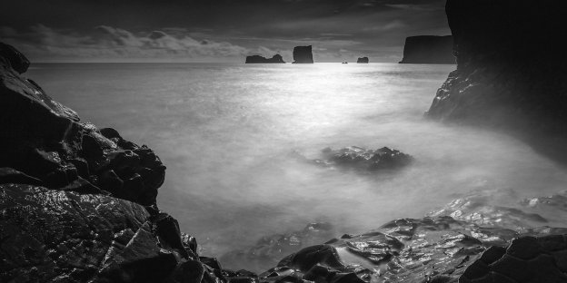 A Dark Coast I - Secret Cove. V?k, Iceland
